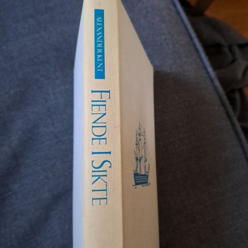 Fiende I Sikte - Alexander Kent - Okänt År