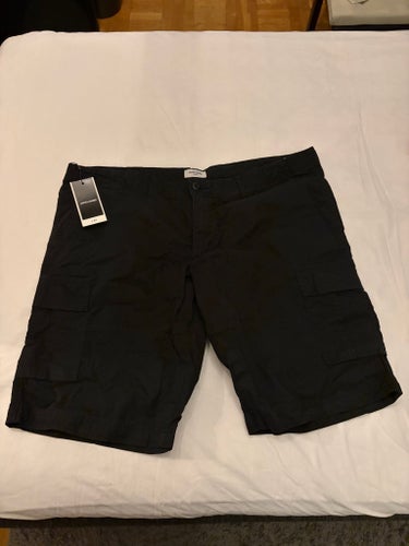 Jack & Jones svarta shorts, storlek 44