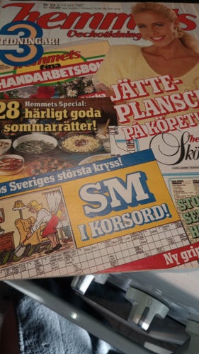 Hemmets Veckotidning Nr 24, 1987, stort reportage med Christina schollin