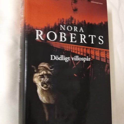 Dödligt villospår av Nora Roberts, bok, Very Fine