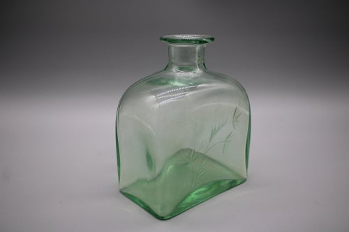 Vintage brännvinsflaska / Glasflaska / Karaff med dekor - Retro - Antikt