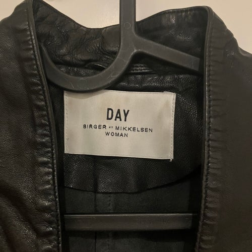 Day Birger et Mikkelsen svart jacka, storlek 34