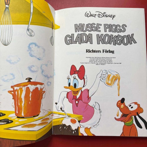 MUSSE PIGGS GLADA KOKBOK Walt Disney 1987