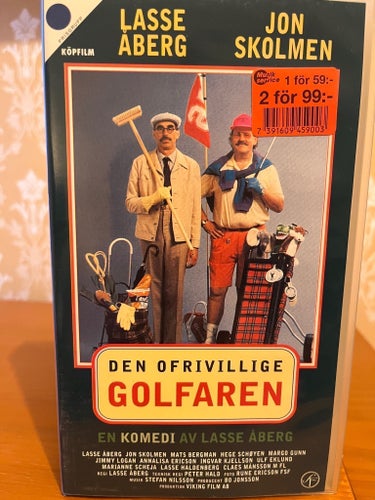Den ofrivillige golfaren VHS OÖPPNAD