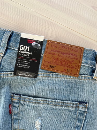 Nya!!! Levi's blå shorts, storlek W31 L