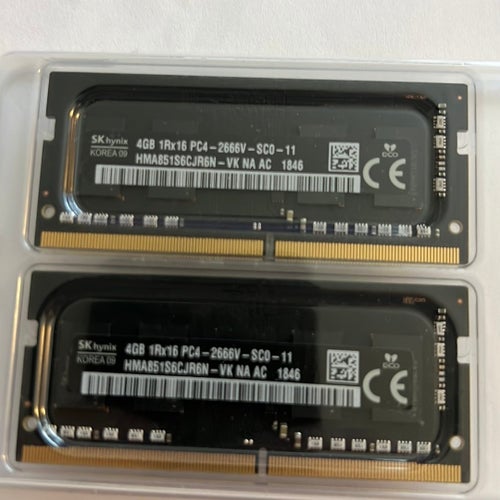 4 st. SK Hynix 4GB DDR4 RAM (16 GB)