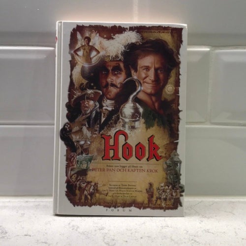 Hook: Boken som bygger på filmen om Peter Pan och Kapten Krok, Terry Brooks inb