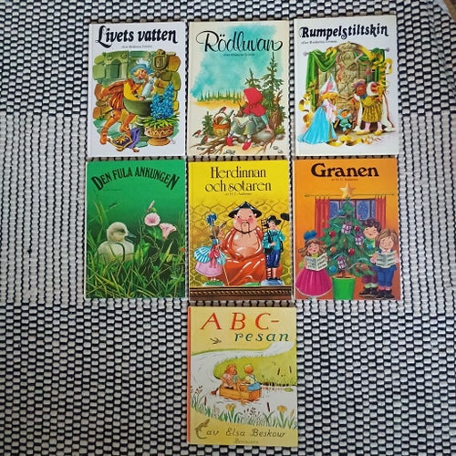 Elsa Beskow, H.C Andersen, Bröderna Grimm. Rödluvan,den fula ankungen, granen mf