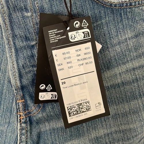 Weekday blåa jeans, storlek 29