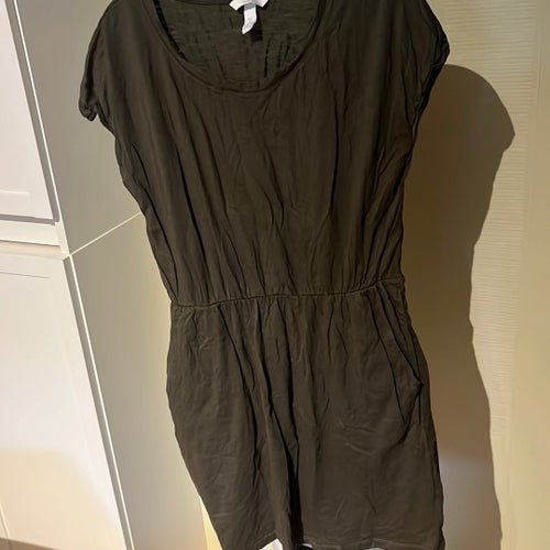 H&M grön klänning, storlek M
