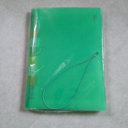 Grön plastmapp för A5 papper Inplastad