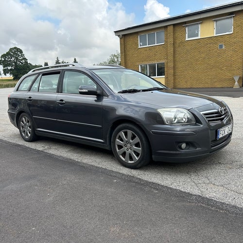 Toyota Avensis Kombi 2.0 D-4 VVT-i