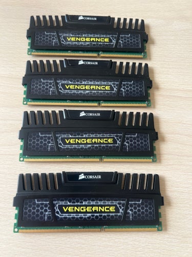 Corsair Vengeance DDR3 RAM 16GB (4x4GB) 1600MHz