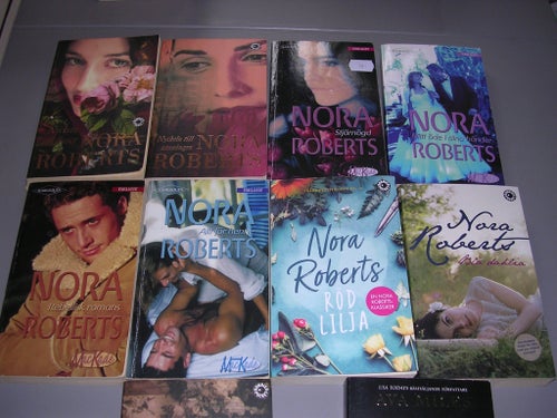HQ Spänning Sommar-Höstläsning Nora Roberts 10 Pocket bla. serier