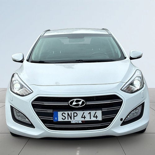 Hyundai i30 1.6 CRDi DCT Premium Darg/Navi/Kamera/Rattvärm/MoK