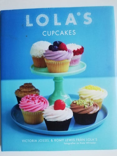 LOLA'S CUPCAKES, JOSSEL / LEWIS 2011
