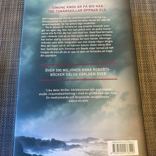 Nora Roberts - Överlevaren
