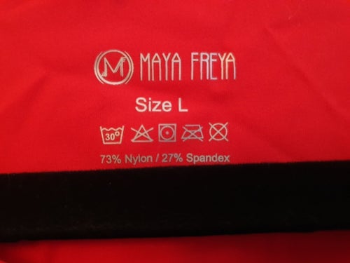 Maya Freya röd tränings t-shirt, storlek L