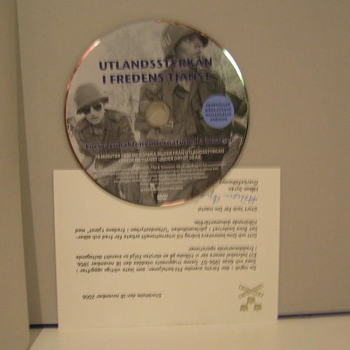 REA Utlandsstyrkan i fredens tjänst. Med DVD-film.