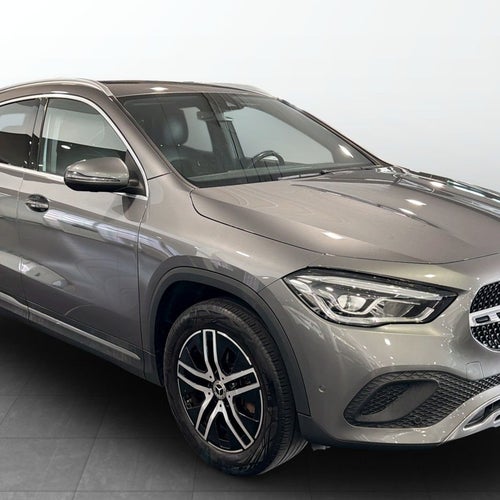 Mercedes-Benz GLA 200 Progressive Line / Navigation / Dragkrok
