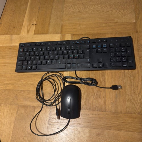 Dell-nytt skick! Komplett set med tangentbord och mus (modell KB216 + MS116