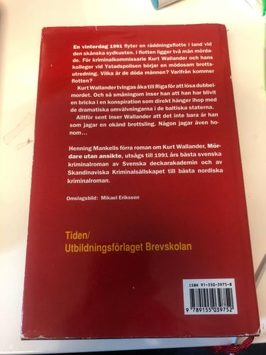 HUNDARNA I RIGA HENNING MANKEL SOMMARLÄSNING