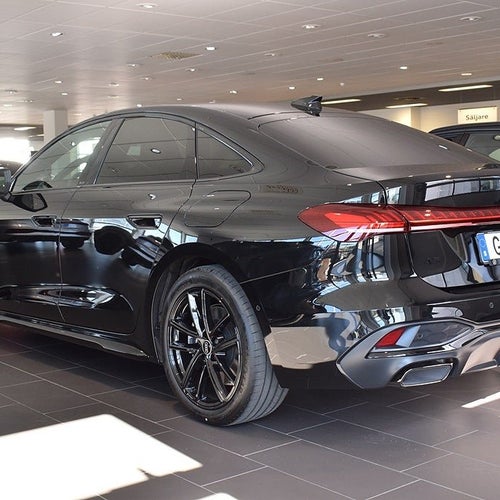 Audi A5 Sedan E-hybrid Q 299hk B&O S-line 6613 kr Privatleasing