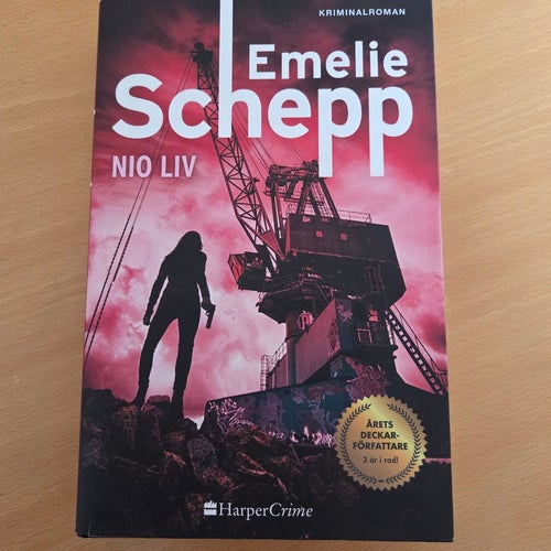 Nio Liv av Emelie Schepp, 2020