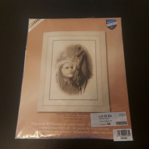 Vervaco broderi - Flicka och Ponny häat