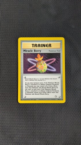 Miracle Berry - Non Holo Trainer - Neo Genesis /111 - [Pokémon kort]