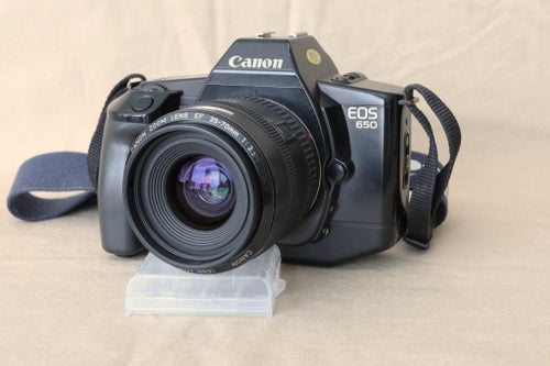 Canon EOS 650 med EF 35-70 mm zoom