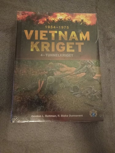 Vietnam Kriget 1954-1975 (Inplastad)