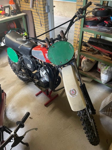 Husqvarna 250 Cross – 1976 – Veteran Motocross