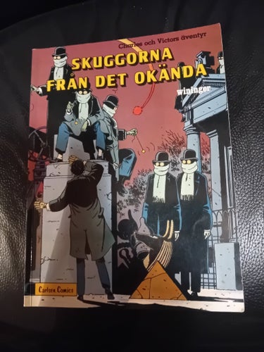 Charles och Victors äventyr - Skuggorna Från Det Okända