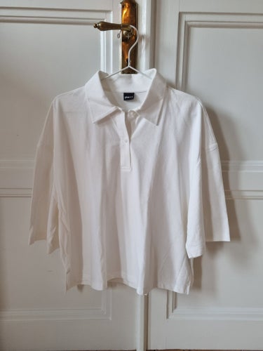 Gina Tricot vit pikétröja, storlek L