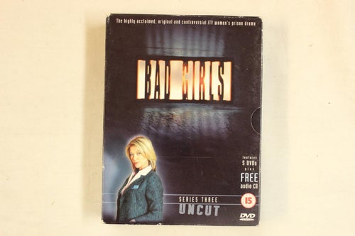 DVD-boxar: Bad Girls (Series 3)