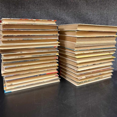 30 st. äldre Barnböcker / Flickböcker / Ungdomsböcker - Bokpaket