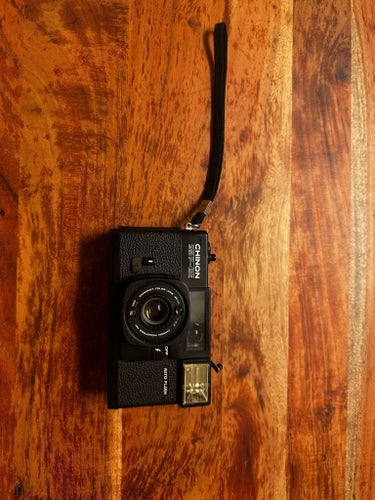 Retro kamera Chinon 35F-EF
