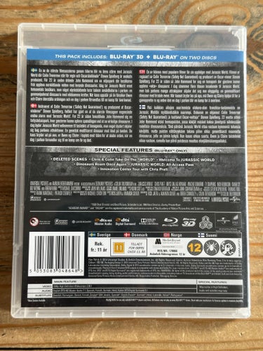 Jurassic World 3D Blu-Ray + Blu-Ray - 2 Disc Set - SOM NY