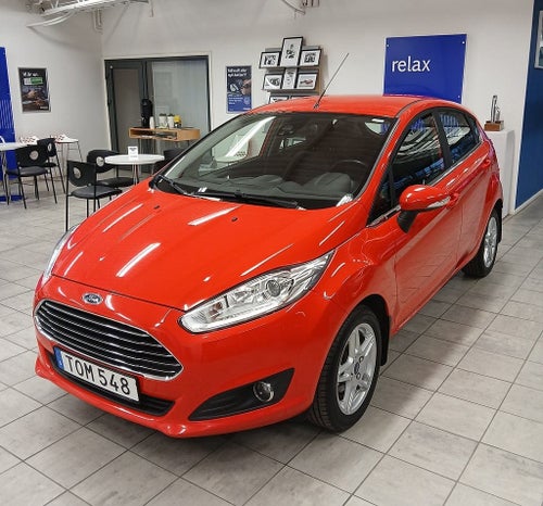 Ford Fiesta Titanium 1,0 80hk Kamremsbytt/LågSkatt/S&Vhjul