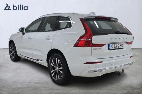Volvo XC60 Recharge T6 Core Edition /Panorama/Kamera/Keyless