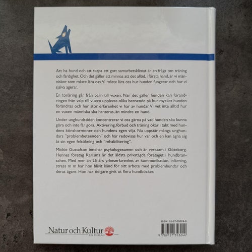 Unghunden av Mickie Gustafson Bok Hund