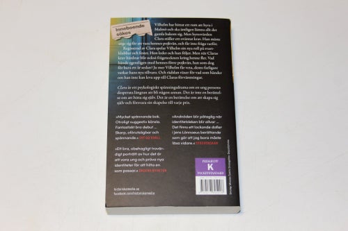 CLARA - Jens Lönnaeus - debutboken!