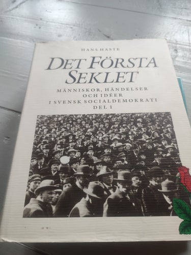 Det Första Seklet av Hans Haste, 1988