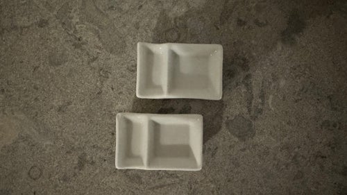2 st små skålar för soja/wasabi – nyskick