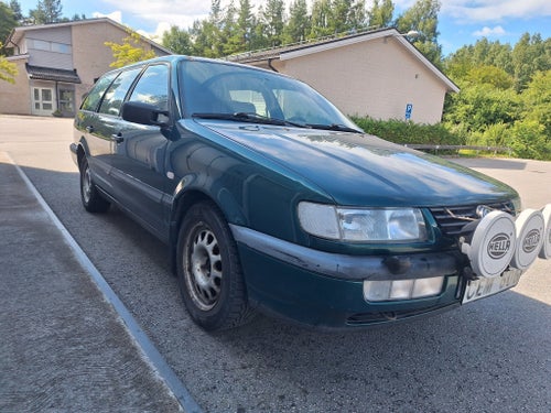 Volkswagen Passat 1.8 Besiktigad 19500mil skattebefriad dragkrok