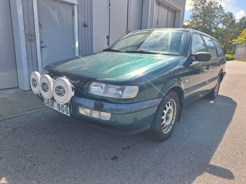 Volkswagen Passat 1.8 Besiktigad 19500mil skattebefriad dragkrok
