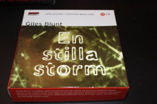 CD-bok: En stilla storm - Giles Blunt