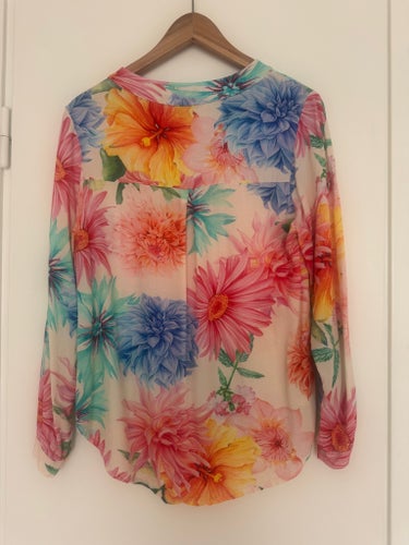 MARTA flerfärgad viskos blus, storlek S/M