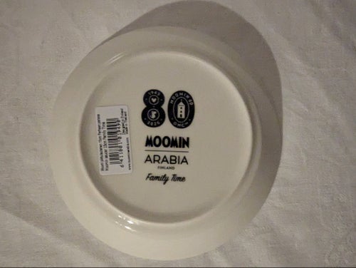 Ny Moomin Arabia Mumin tefat 15 cm Familjemys - Family Time 80-jubileumsstämpel